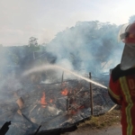 Sebanyak Dua Unit Rumah Warga Talagasari Sindangbarang Cianjur Ludes Terbakar