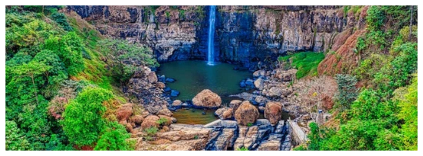 Wisata Curug Cibeureum Tutup Sementara Akibat Longsor