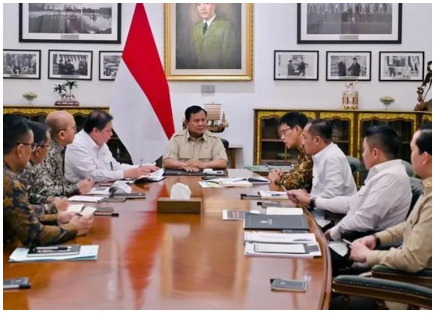 Pemerintah tengah meniapkan skema wfh dan percepatan eletrifikasi