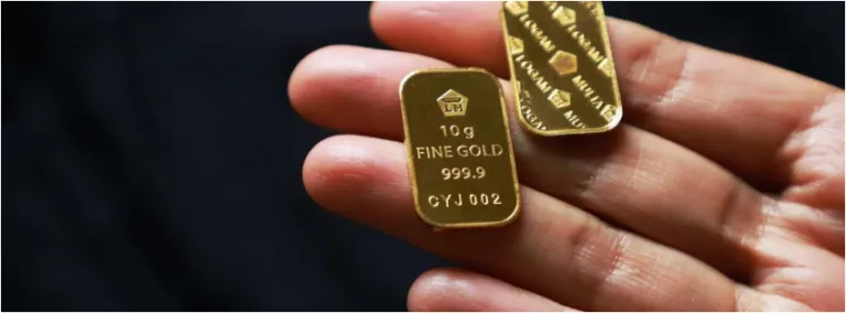 Harga Emas Terjun Imbas Blokade Selat Hormuz