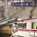 PETAKA! KA Jarak Jauh Argo Bromo Anggrek Seruduk Kereta Rel Listrik di Stasiun Bekasi Timur