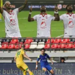 HASIL BRI LIGA 1: Sama-Sama Menang Telak, Persebaya dan Malut United Amankan Poin Penuh.