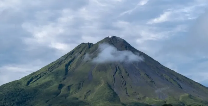 Gunung Semeru 3 Kali Erupsi, Ketinggian Letusan Mencapai 1.000 Meter