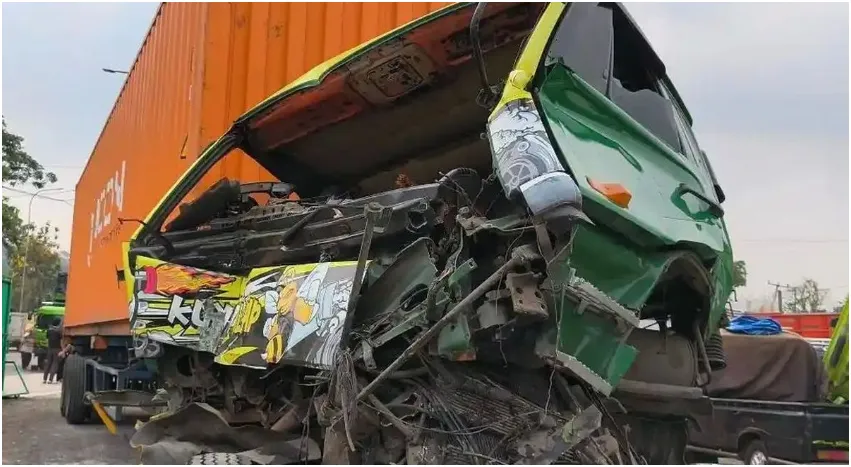 Pengakuan Saksi Mata Kecelakaan Maut Tol Cipularang: Truk Diduga Alami Rem Blong